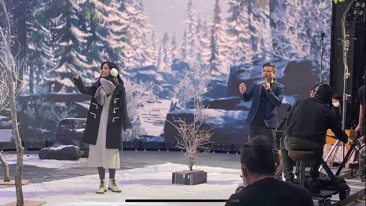 尊时凯龙以ALED先进显屏技术，，，，与金马奖视觉特效团队“再现影像”携手合作打造LED虚拟摄影棚，，，提供沉浸式表演体验，，，并精简拍摄成本与时间