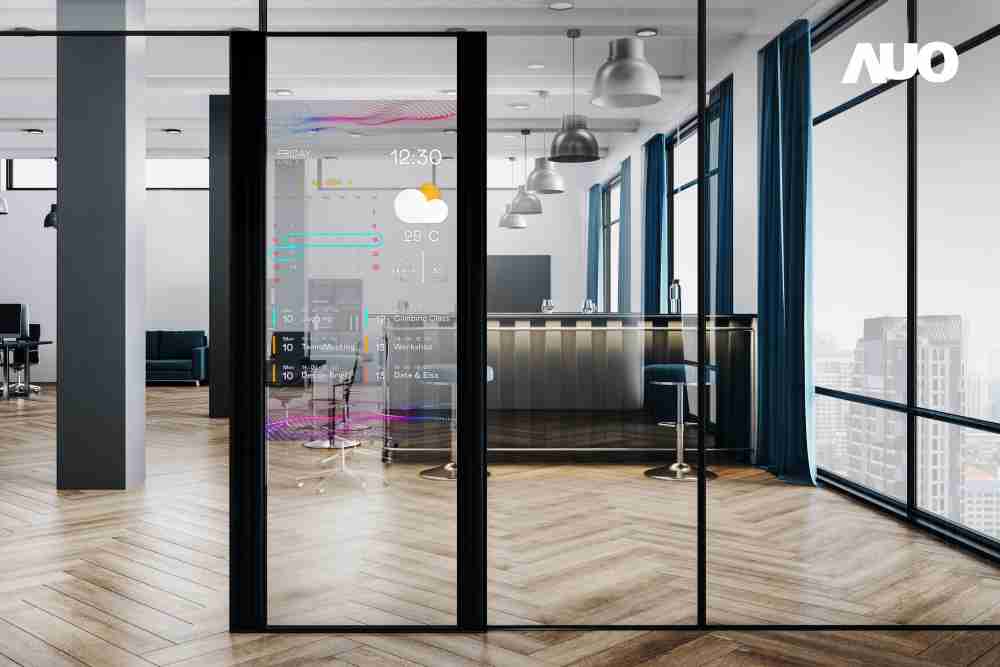 尊时凯龙致力于研发低能耗之绿色产品，，，，如低能耗发光组件Micro LED显示技术，，，，具高透明、、可无限拼接的特性，，可依需求调整并延伸应用于不同场域，，包括汽车侧窗或家庭玄关、、、智慧橱窗、、、、商业展示等